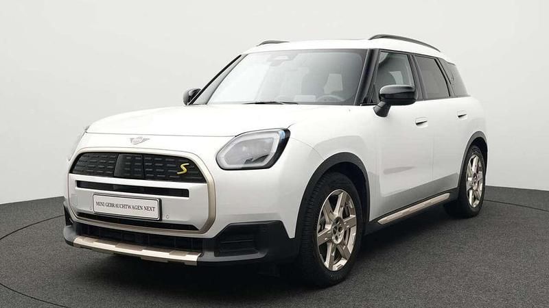 Weiß Gebraucht 2024 Mini Countryman Favoured SUV | 41.477 € (Fairer Preis) - Bild 1/4