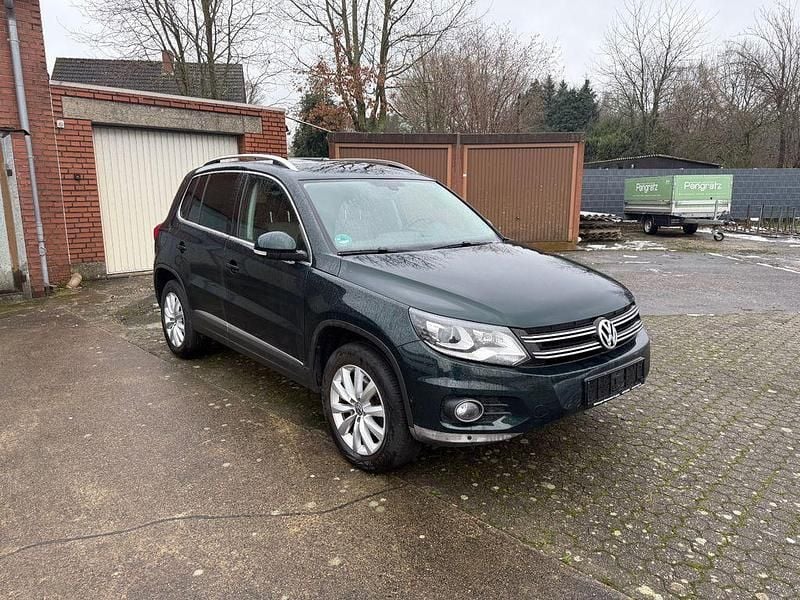 Grün Gebraucht 2013 VW Tiguan Track & Field SUV | 9.490 € (Guter Preis) - Bild 1/4