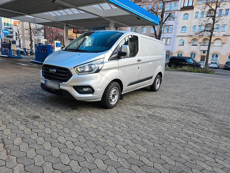 Gebraucht Ford Transit Custom 112 PS (82 kW) 2019 Silber Van / Kleinbus