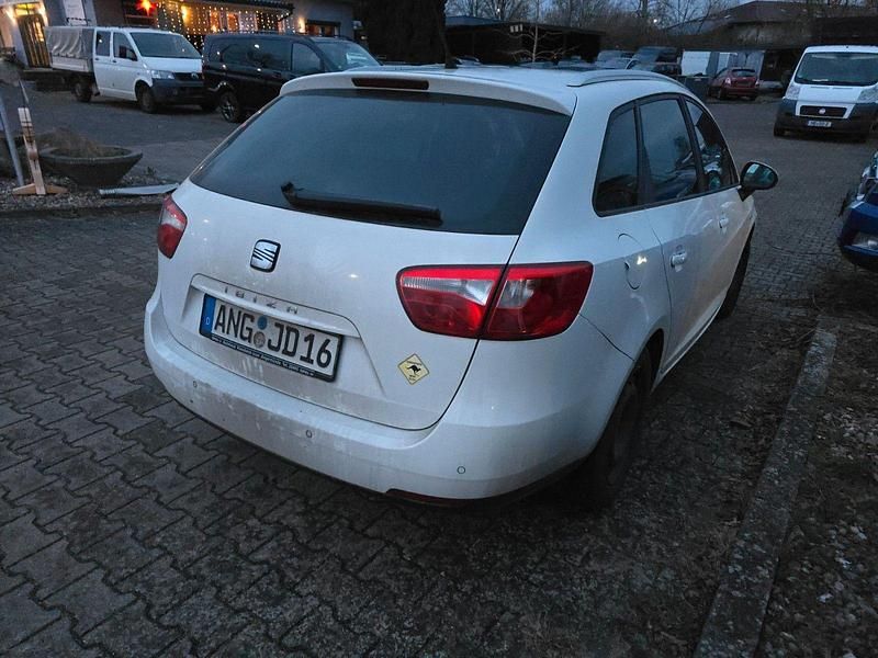 Gebraucht Seat Ibiza ST Style 90 PS (66 kW) 2011 Weiß Kombi