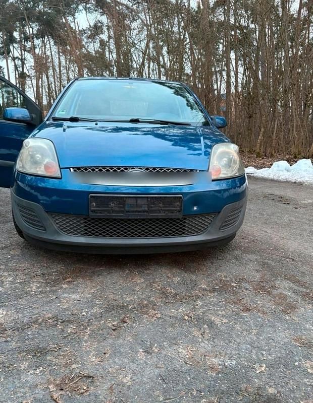 Gebraucht Ford Fiesta 75 PS (55 kW) 2006 Blau Kleinwagen