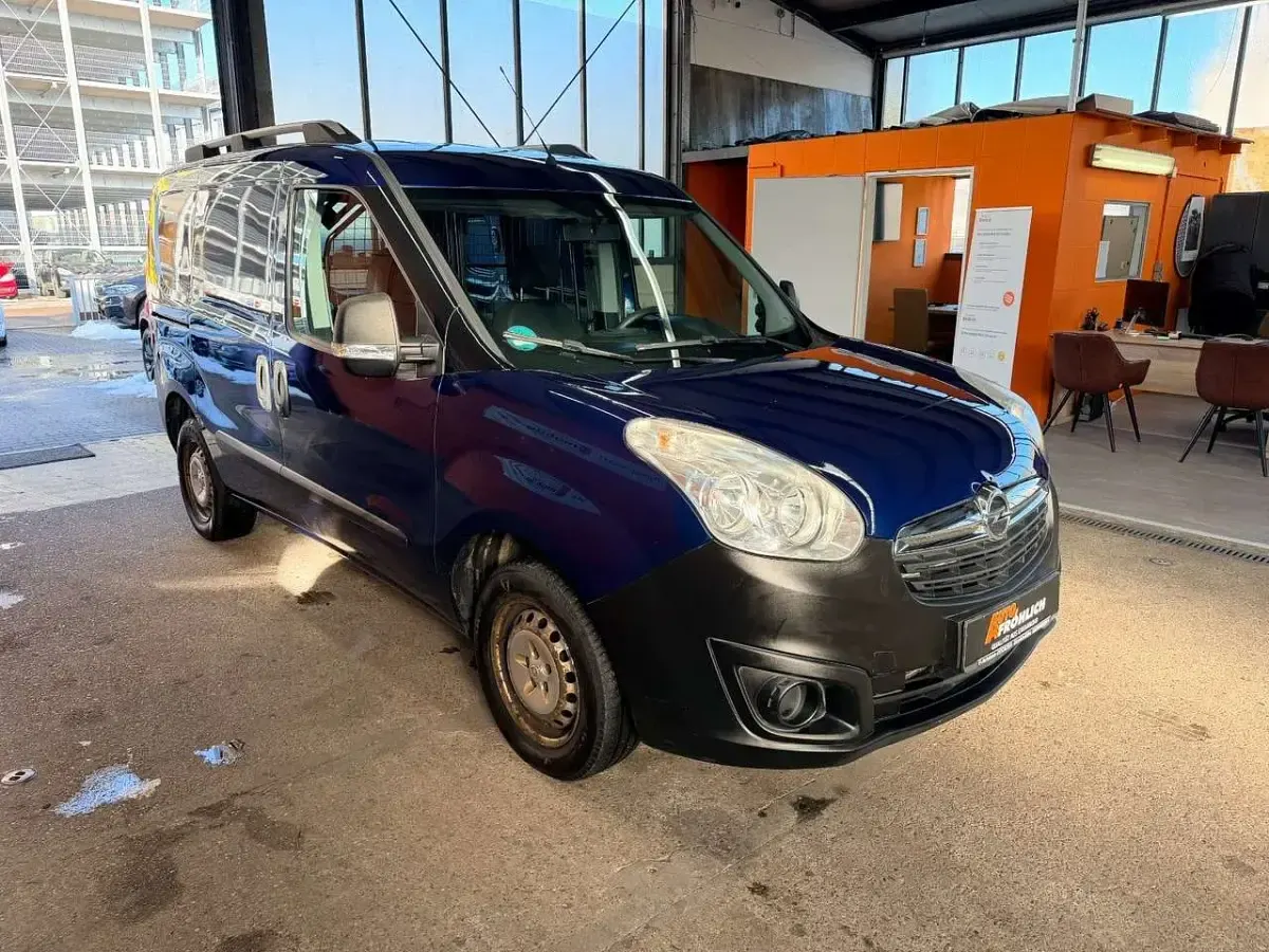 Gebraucht Opel Combo 90 PS (66 kW) 2015 Blau Van / Kleinbus
