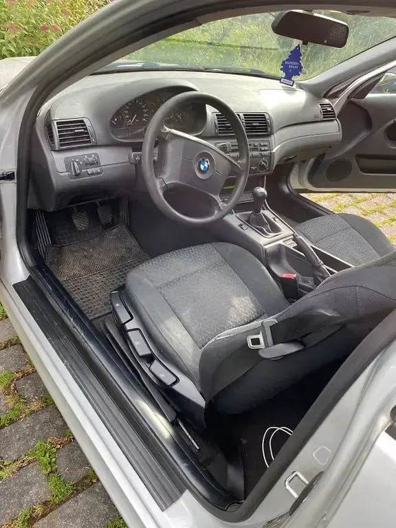 Gebraucht BMW 316 116 PS (85 kW) 2004 Silber Limousine
