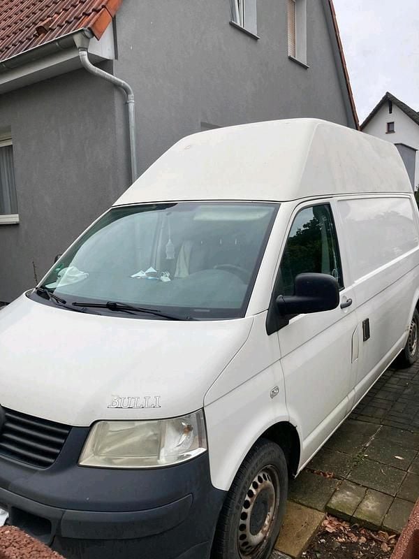 Weiß Gebraucht 2011 VW T5 Van | 7.500 € (Guter Preis) - Bild 1/4