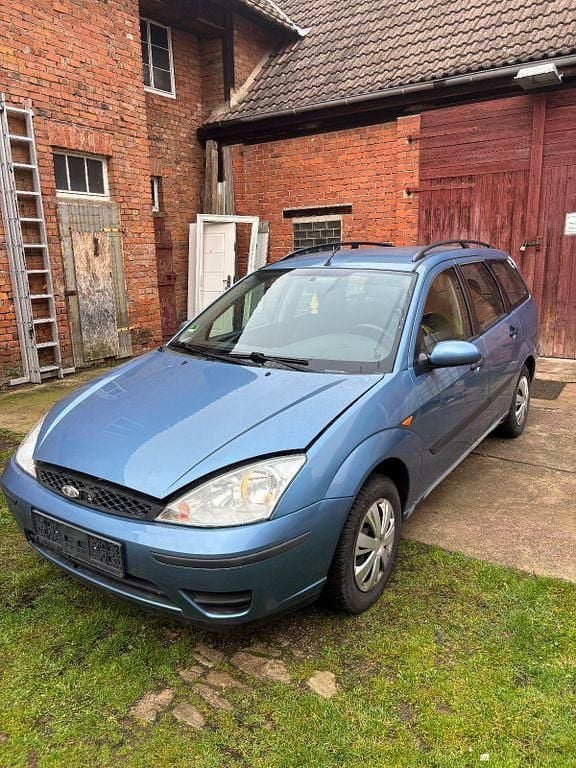 Gebraucht Ford Focus Futura 101 PS (74 kW) 2004 Blau Kombi