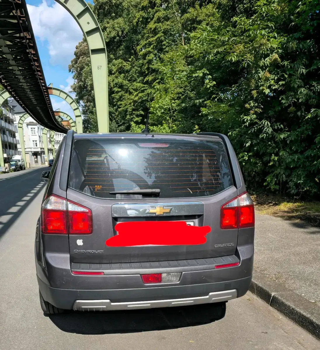Gebraucht Chevrolet Orlando 163 PS (119 kW) 2012 Grau Van / Kleinbus