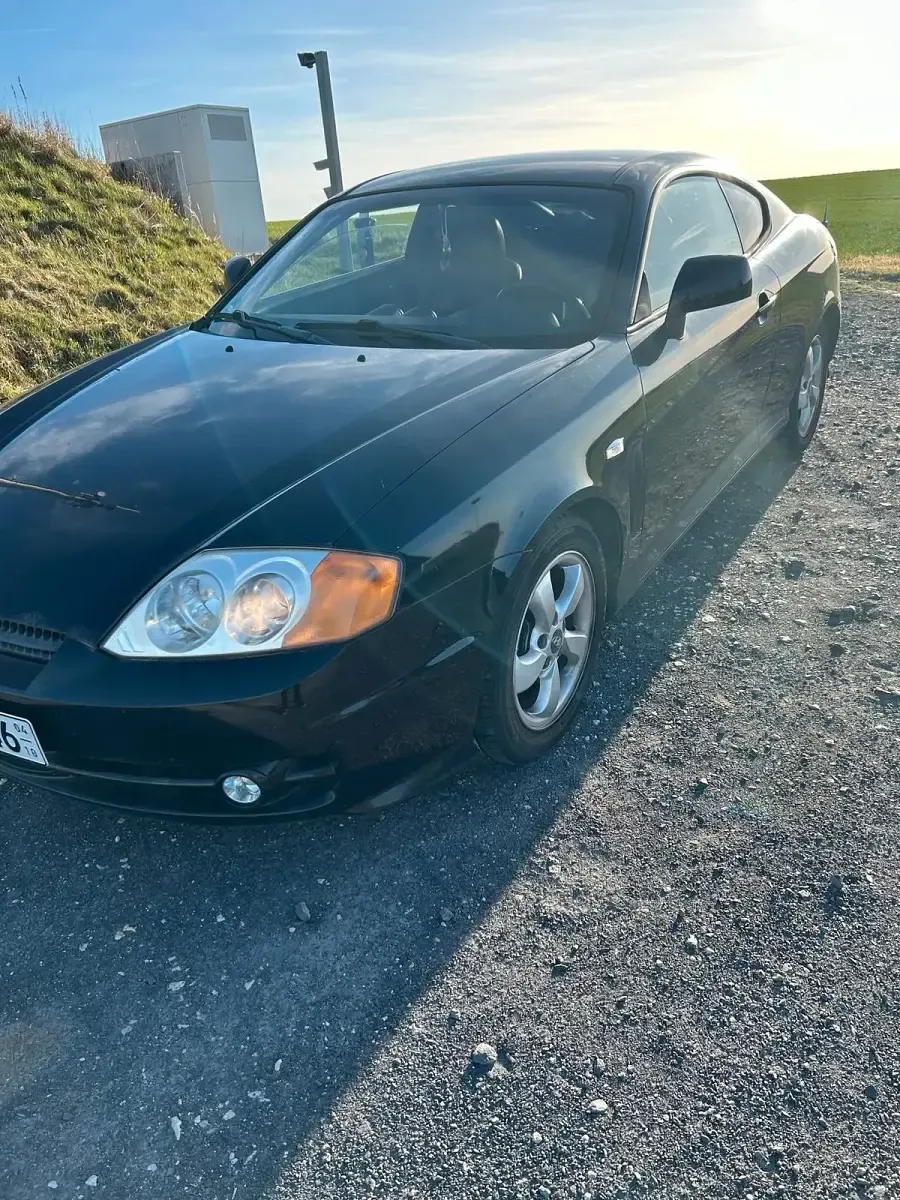 Gebraucht Hyundai Coupé 167 PS (122 kW) 2004 Schwarz Coupé