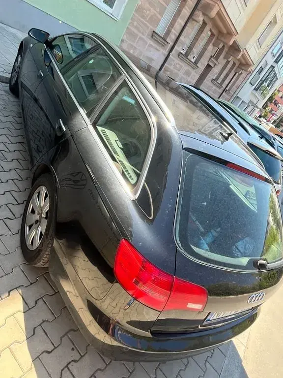 Gebraucht Audi A6 Ambiente 185 PS (136 kW) 2006 Schwarz Kombi