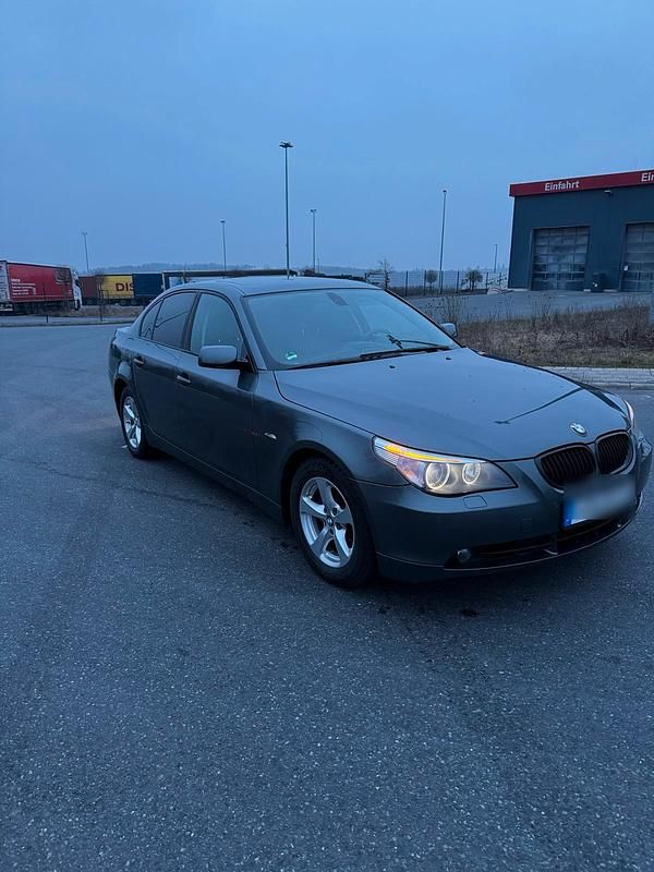 Gebraucht BMW 530 Performance 231 PS (169 kW) 2004 Grau Limousine