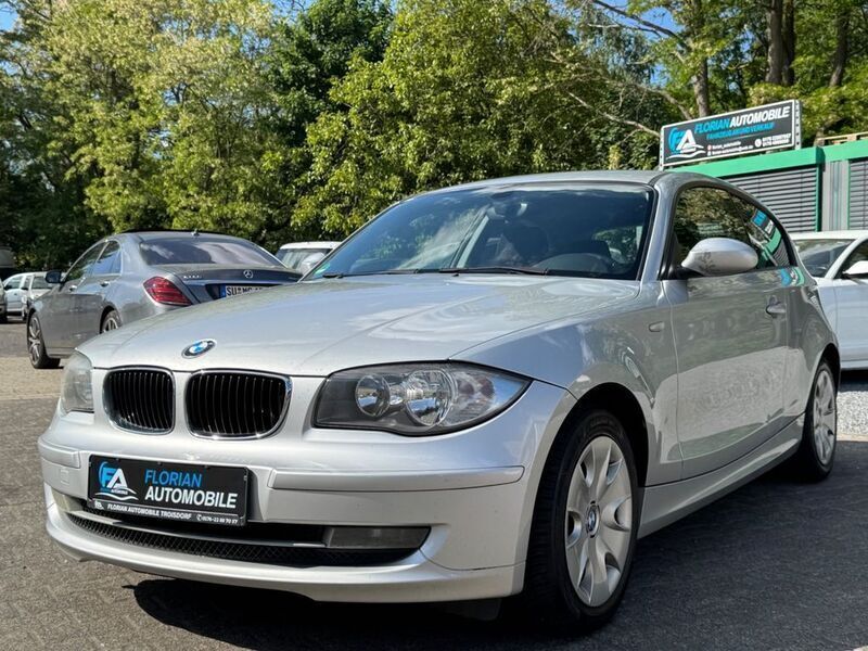 Silber Gebraucht 2009 BMW 116 Advantage Kleinwagen | 2.999 € (Guter Preis) - Bild 1/4