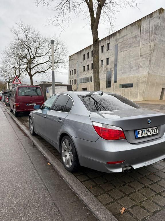 Gebraucht BMW 523 177 PS (130 kW) 2005 Limousine