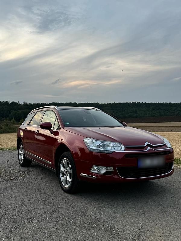 Rot Gebraucht 2011 Citroën C5 Kombi | 4.800 € (Teuer) - Bild 1/4