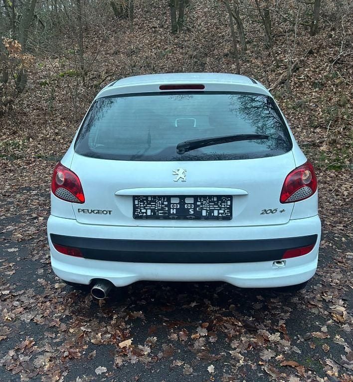 Gebraucht Peugeot 206+ Sport 60 PS (44 kW) 2010 Weiß Kleinwagen