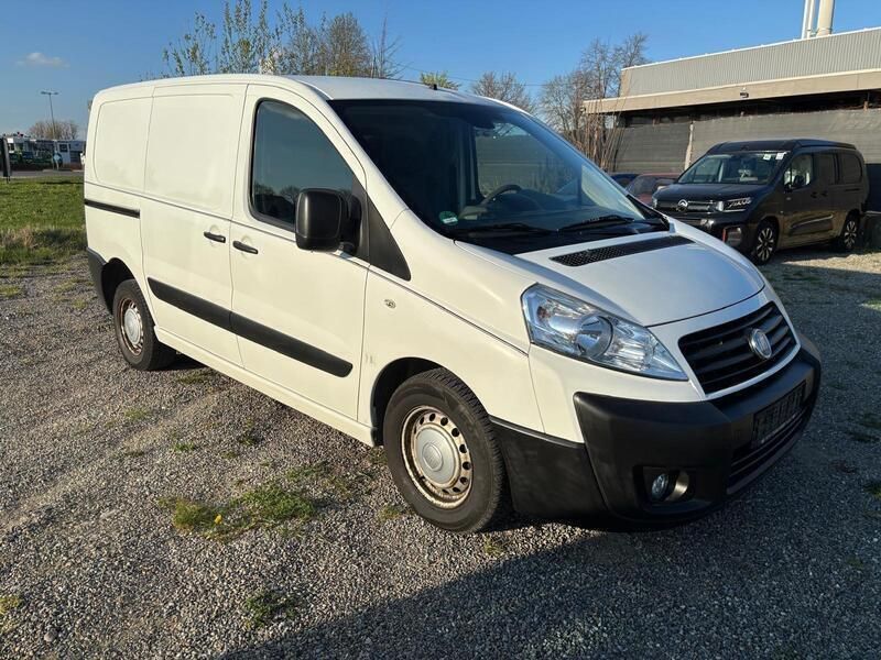 Weiß Gebraucht 2011 Fiat Scudo Van / Kleinbus | 6.490 € (Teuer) - Bild 1/4