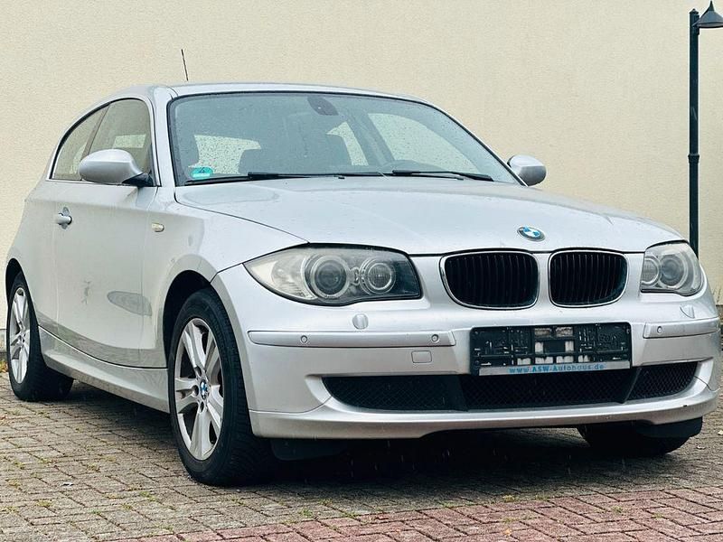 Silber Gebraucht 2007 BMW 120 Kleinwagen | 5.250 € (Guter Preis) - Bild 1/4