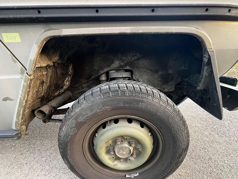 Gebraucht Mercedes G230 116 PS (85 kW) 1992 Grün SUV