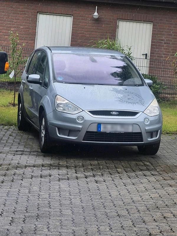 Silber Gebraucht 2005 Ford S-MAX S Van / Kleinbus | 2.600 € (Fairer Preis) - Bild 1/4