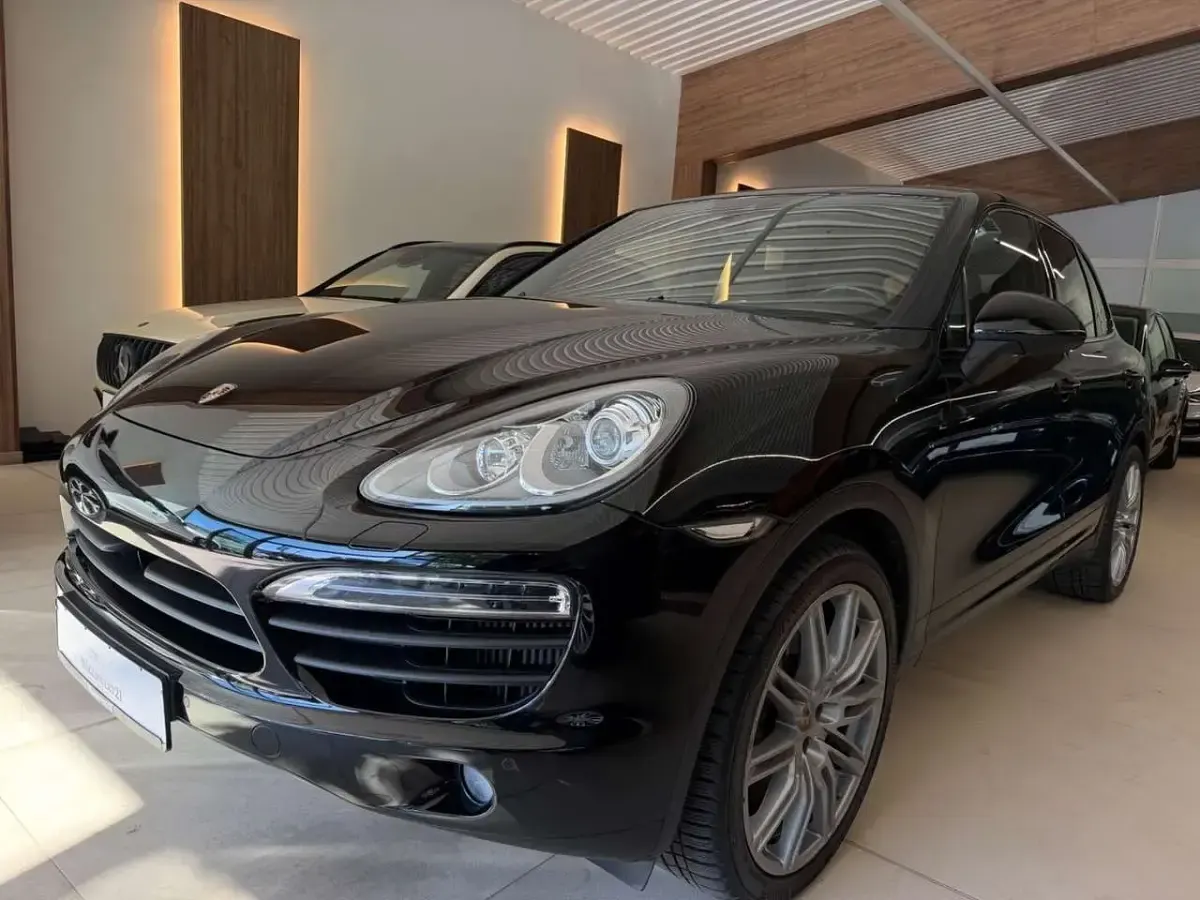 Gebraucht Porsche Cayenne 382 PS (280 kW) 2014 Tiefschwarz SUV