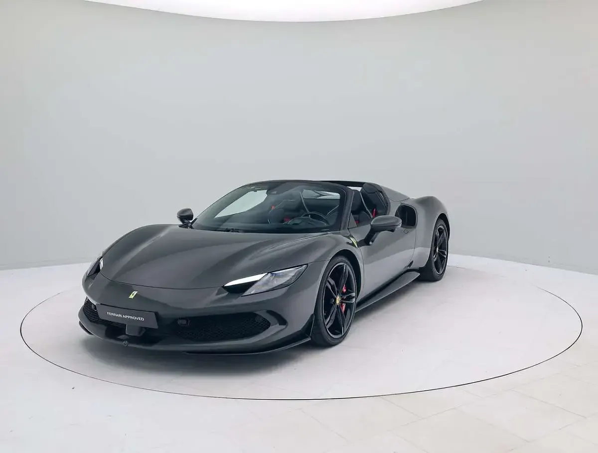 Gebraucht Ferrari 296 829 PS (609 kW) 2024 Grigio scuro Cabrio