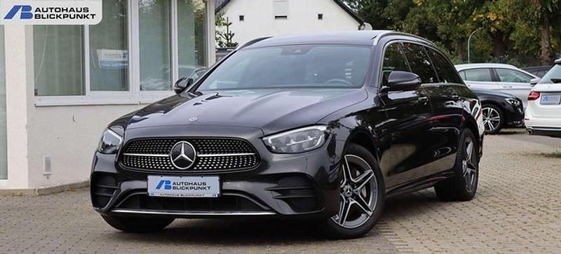 Grafitgrau (metallic) Gebraucht 2020 Mercedes E300 AMG Kombi | 31.980 € (Fairer Preis) - Bild 1/4