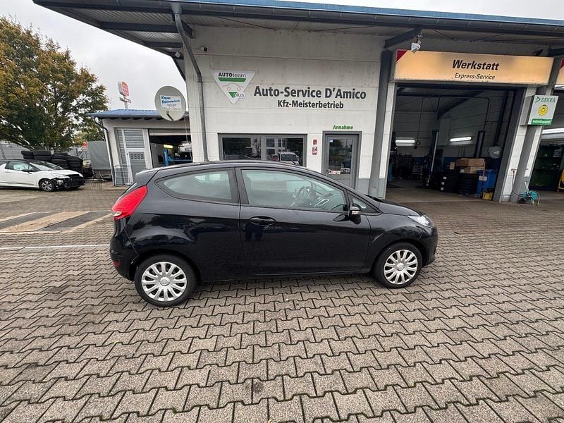 Gebraucht Ford Fiesta 81 PS (59 kW) 2011 Kleinwagen