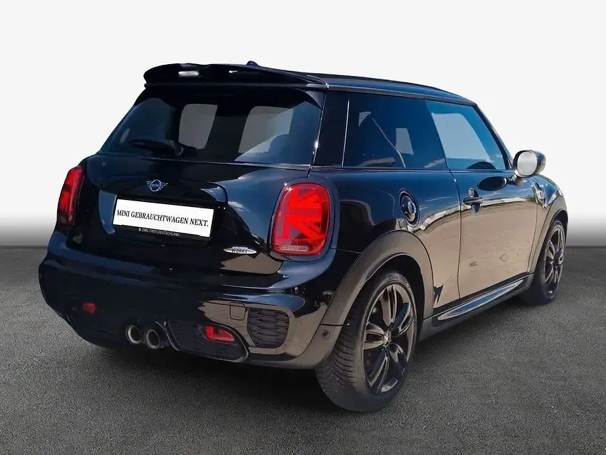 Gebraucht Mini John Cooper Works 231 PS (169 kW) 2020 Midnight black metallic Kleinwagen