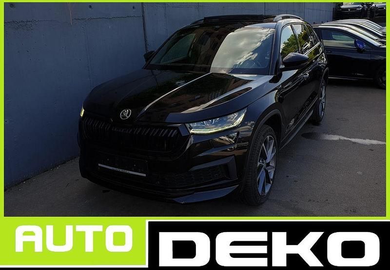 Schwarzmagic perleffekt Gebraucht 2021 Skoda Kodiaq SportLine SUV | 32.370 € (Etwas zu teuer) - Bild 1/4