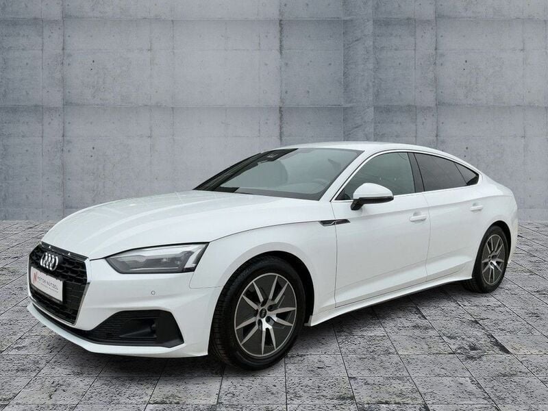 Gebraucht Audi A5 Sportback Ambiente 163 PS (119 kW) 2021 Ibisweiß Kleinwagen