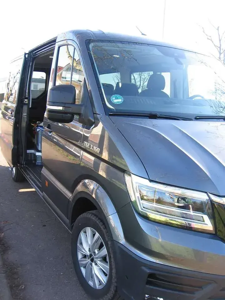 Gebraucht MAN TGE 163 PS (119 kW) 2024 Beige Van