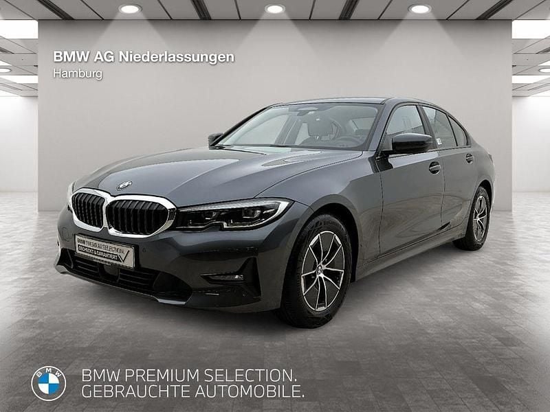 Grau Gebraucht 2020 BMW 318 Advantage Limousine | 27.411 € (Fairer Preis) - Bild 1/4
