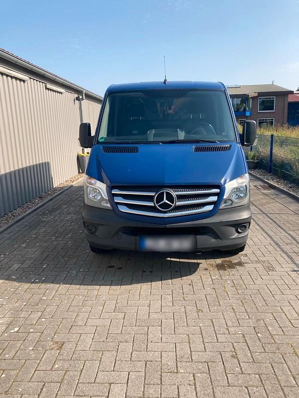 Blau Gebraucht 2015 Mercedes Sprinter Van | 9.000 € (Superpreis) - Bild 1/4