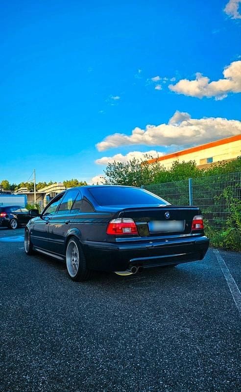 Gebraucht BMW 540 286 PS (210 kW) 2001 Schwarz Limousine