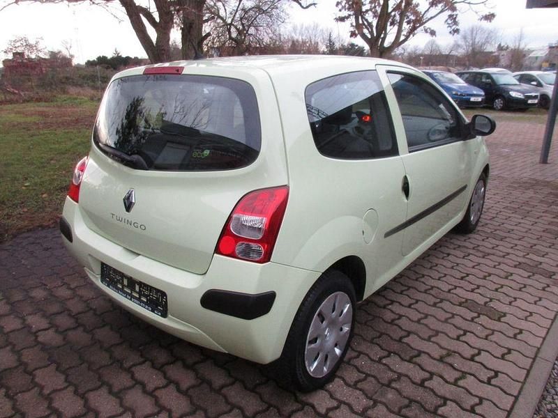 Gebraucht Renault Twingo Authentique 58 PS (42 kW) 2009 Grün Kleinwagen