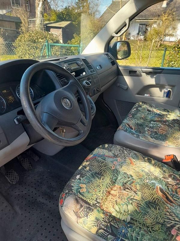 Gebraucht VW Transporter 84 PS (61 kW) 2011 Grün Van