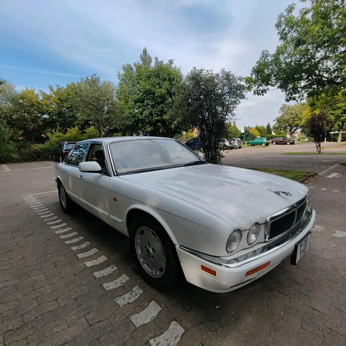 Gebraucht Jaguar X300 240 PS (176 kW) 1997 Weiß Limousine