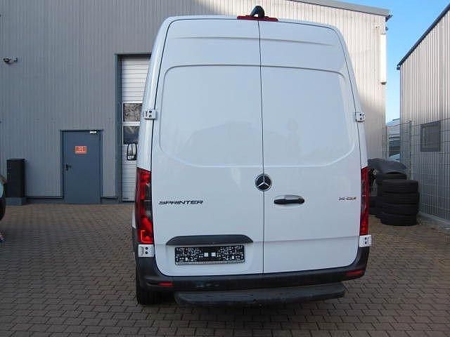 Gebraucht Mercedes Sprinter 143 PS (105 kW) 2020 Weiß Van