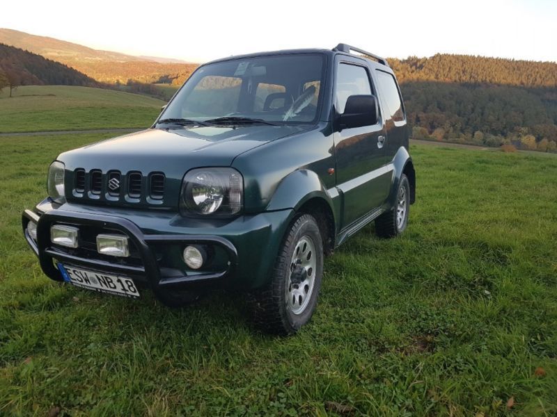 Suzuki country sport
