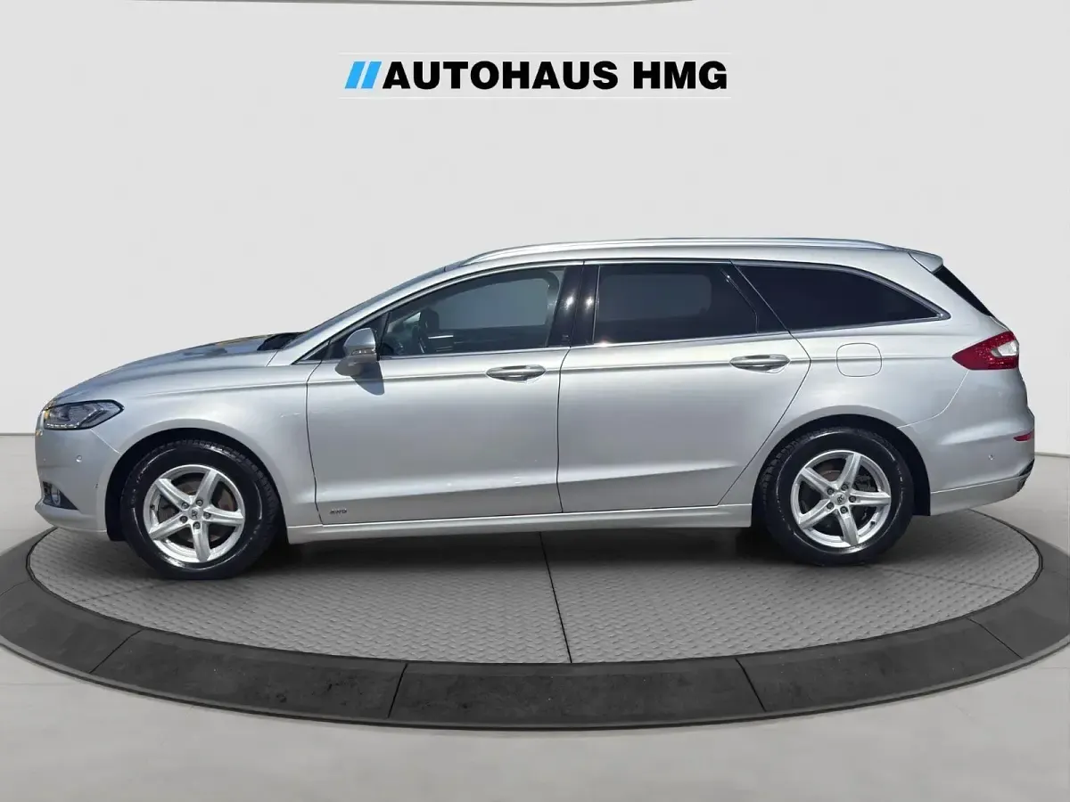 Gebraucht Ford Mondeo Titanium 179 PS (131 kW) 2017 Silber Kombi