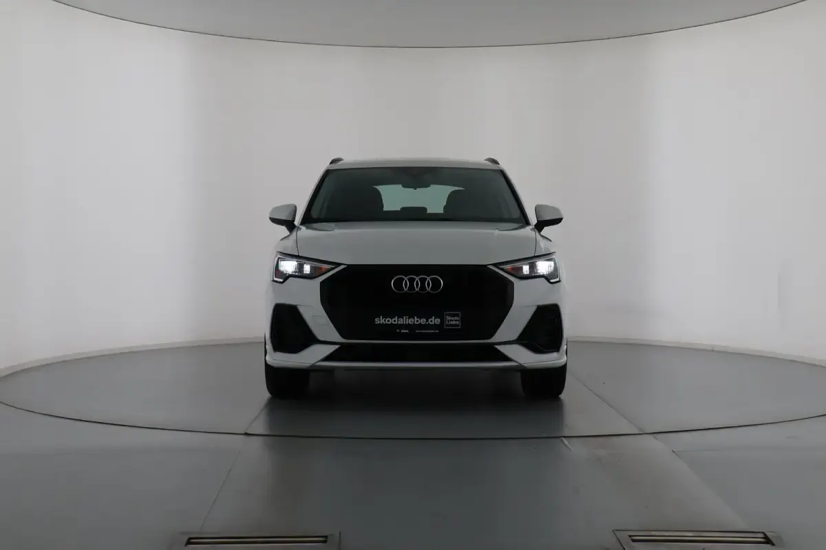 Gebraucht Audi Q3 S-Line 150 PS (110 kW) 2019 Weiß SUV
