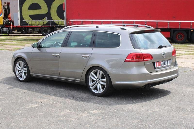 Gebraucht VW Passat Highline 140 PS (102 kW) 2013 Grau Kombi