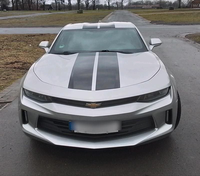 Silber Gebraucht 2019 Chevrolet Camaro Coupé | 21.990 € (Teuer) - Bild 1/4