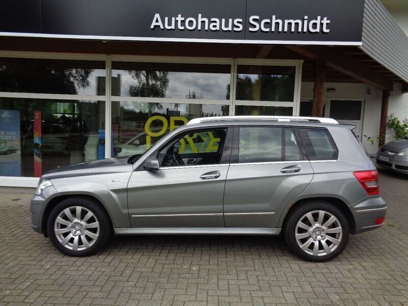 Grau Gebraucht 2011 Mercedes GLK220 SUV | 12.900 € (Guter Preis) - Bild 1/4