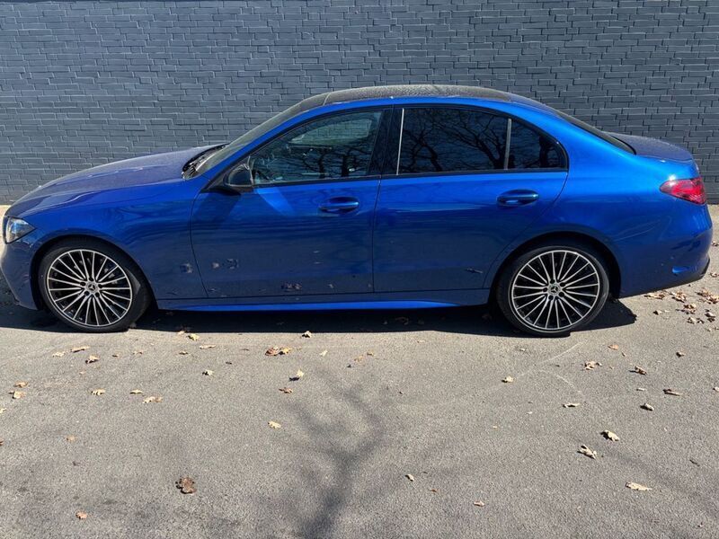 Blau Neu 2025 Mercedes C200 AMG Limousine | 53.890 € (Fairer Preis) - Bild 1/4