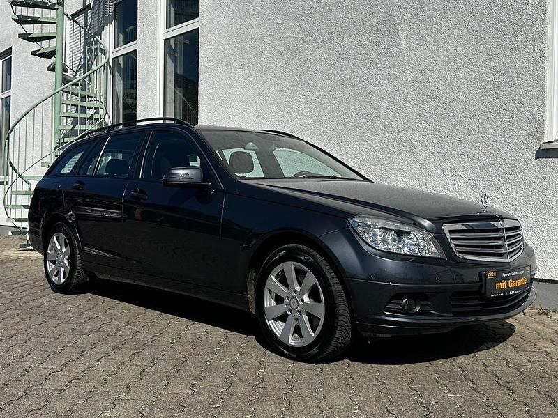 Grau Gebraucht 2009 Mercedes C200 Kombi | 11.000 € (Teuer) - Bild 1/4
