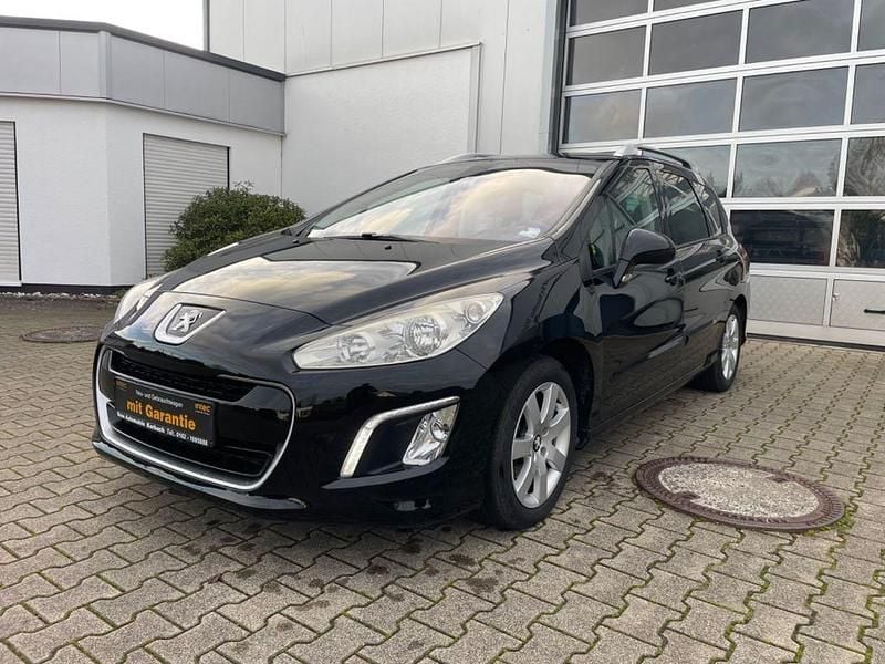 Schwarz Gebraucht 2012 Peugeot 308 Active Kombi | 4.999 € (Etwas zu teuer) - Bild 1/4