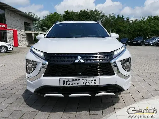 Gebraucht Mitsubishi Eclipse Cross Select 188 PS (138 kW) 2024 Andere farbe SUV