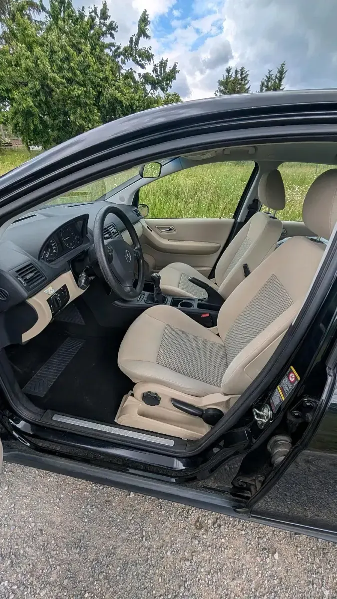 Gebraucht Mercedes A180 109 PS (80 kW) 2005 Schwarz Kleinwagen