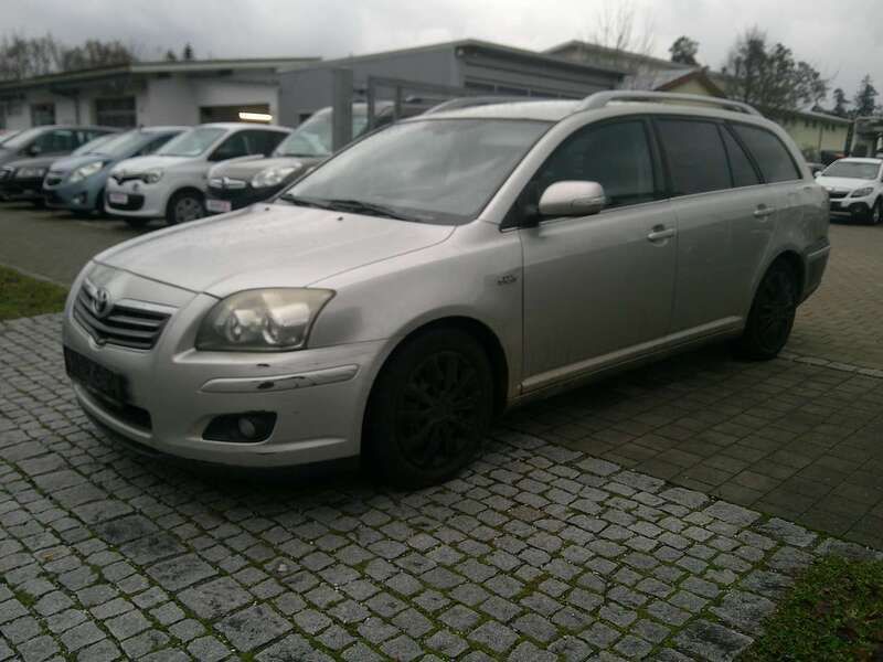 Silver metallic Gebraucht 2007 Toyota Avensis Sol Kombi | 850 € (Superpreis) - Bild 1/4