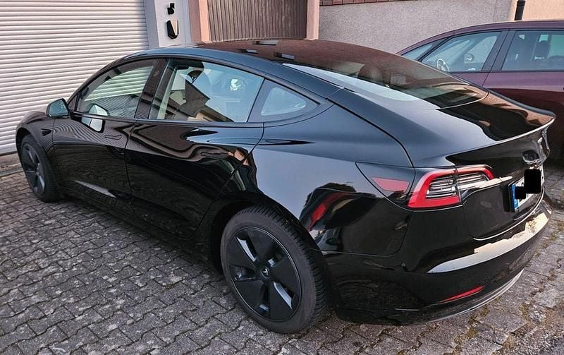 Gebraucht Tesla Model 3 RWD 239 kW (325 PS) 2022 Schwarz Limousine