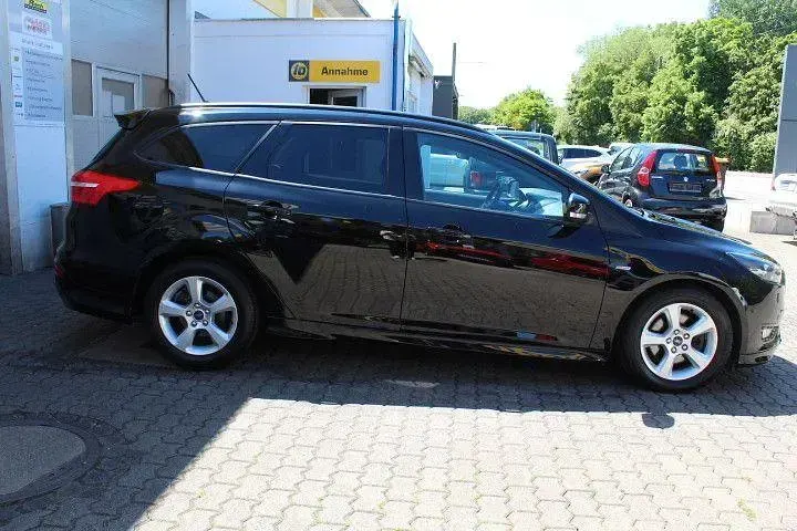 Gebraucht Ford Focus 150 PS (110 kW) 2018 Schwarz Kombi